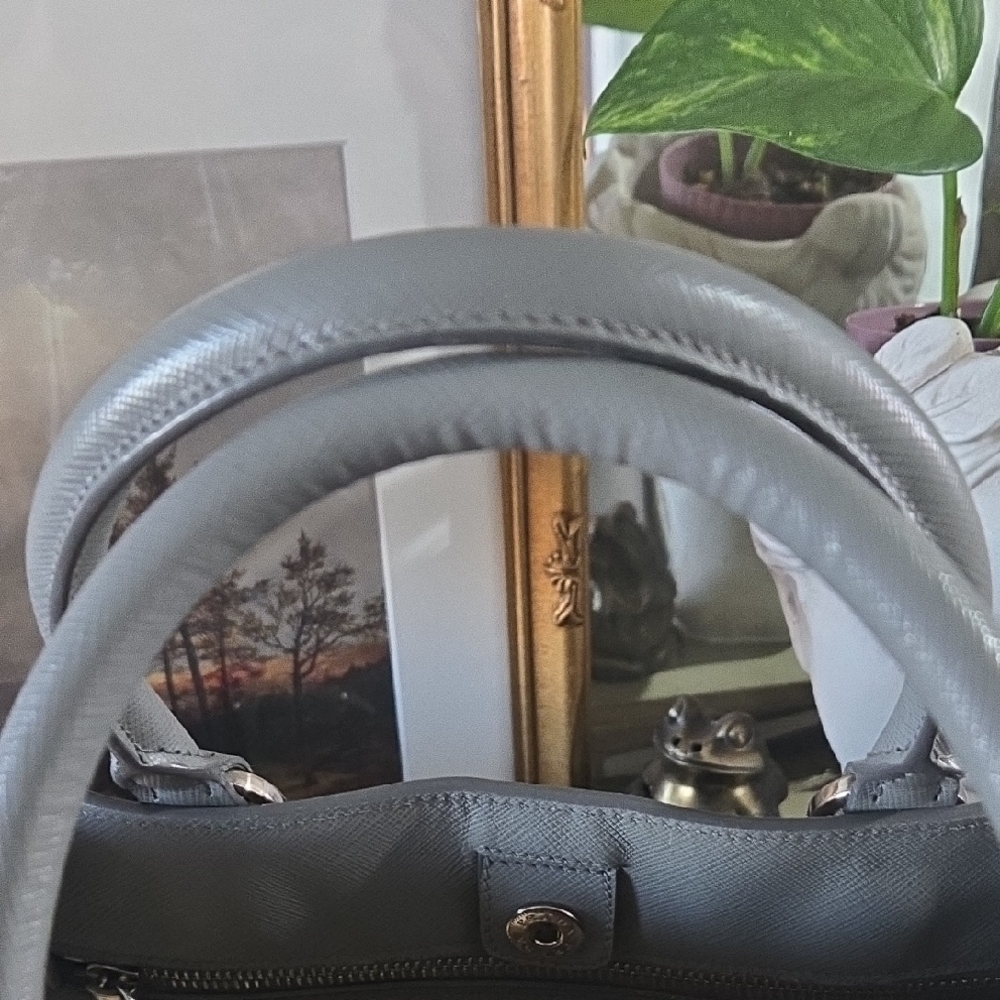 Trade... Do Not Buy Prada Galleria Saffiano leather tote in Two-tone grey - Picture 4 of 15